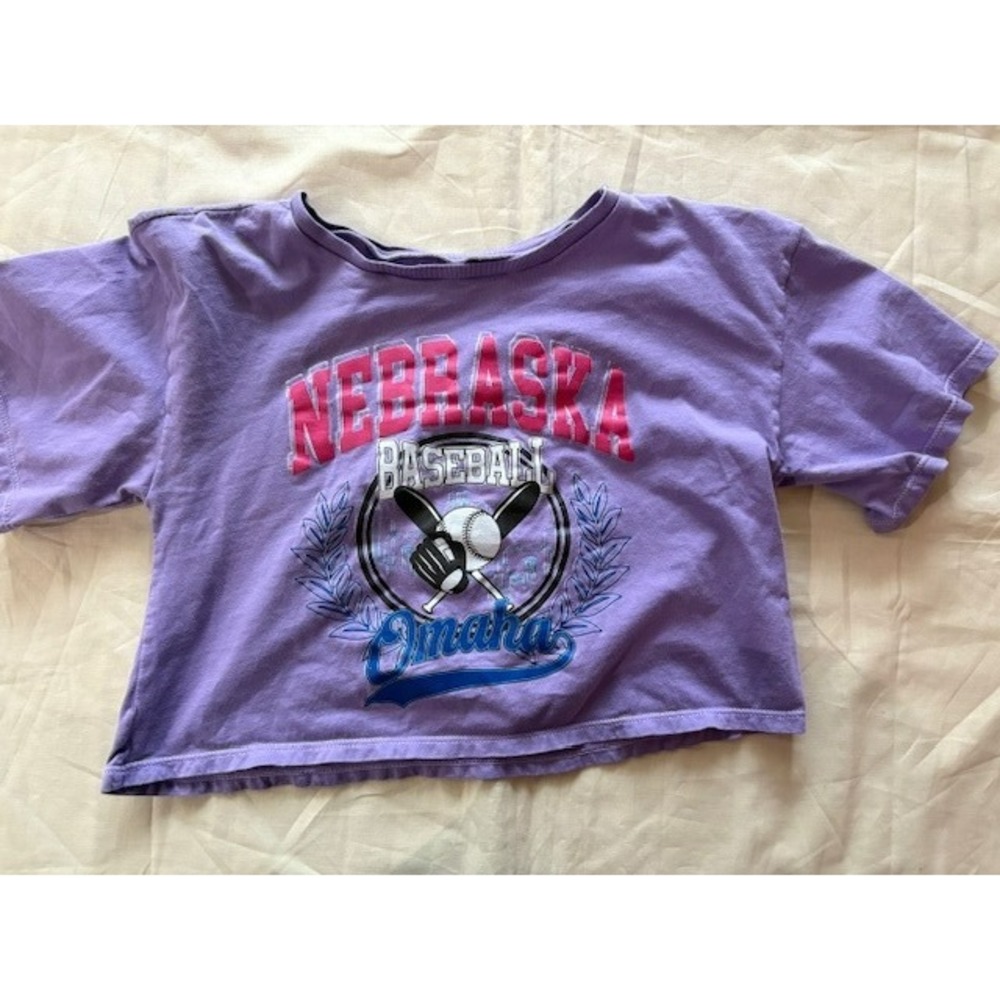 Eva Castillo Crop Top T-Shirt Girls Size 14 Short Purple Sleeve Crew Neck.